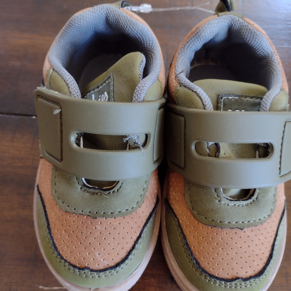 Comphies toddler green & brown  sneakers.